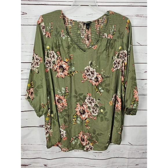 Torrid‎ Olive Green Floral Crepe Smocked Women’s Plus Size Blouse Plus Size 3x - Picture 3 of 9